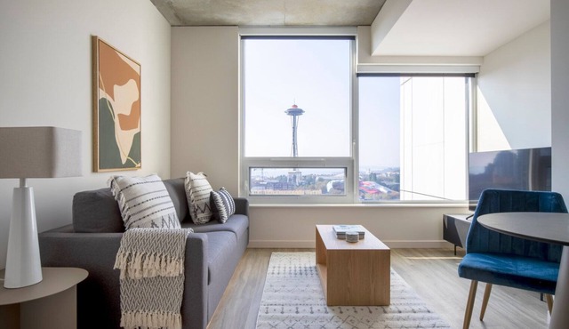 Deluxe South Lake Union 1BR w/W/D & Roof, nr Lake Union, by Blueground
