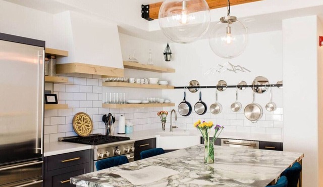 Designers Dream with Gorgeous Views. Walkable!