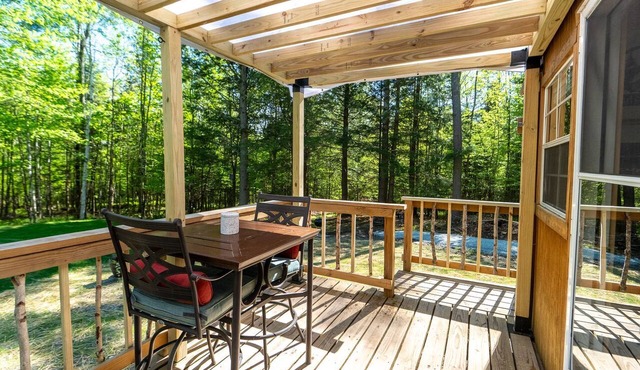 Dog-Friendly Retreat in Bath w/Outdoor Shower