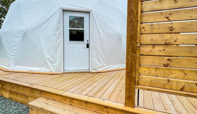 Dome 4 · Lakeside Luxury Dome Experience With Hot Tub