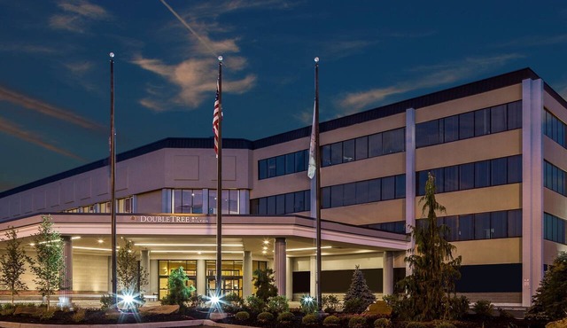 DoubleTree by Hilton Pittsburgh - Cranberry in Mars