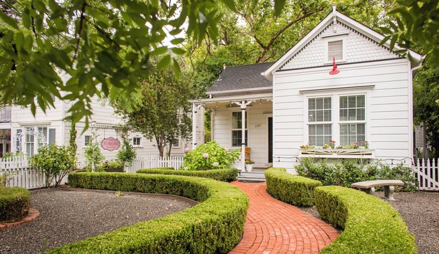 Downtown Cottage House