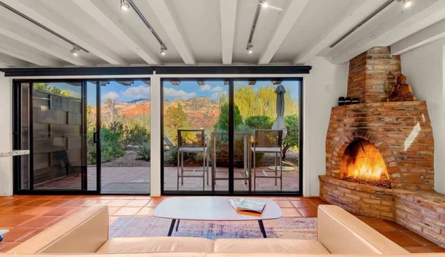 Eagle Dancer Garden Studio | Spa, Trails, Stars