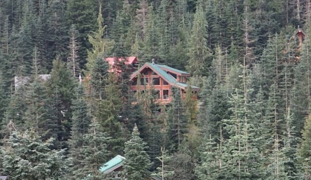 Edelweiss Local Escape - Sasquatch Mountain Resort