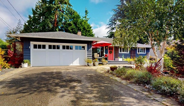 Edmonds Magic Garden