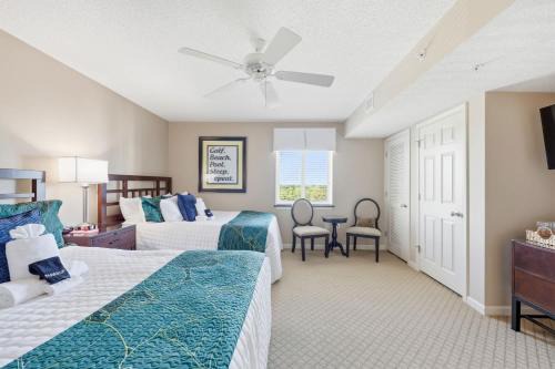 Emerald Tide Suite at Yacht Club Villas