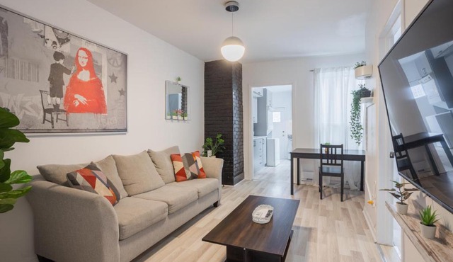 Excellent 4 Bedroom in Griffintown Downtown MTL