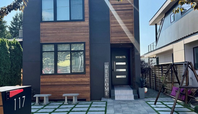 Experience modern elegance in the best location Kirkland has to offer.