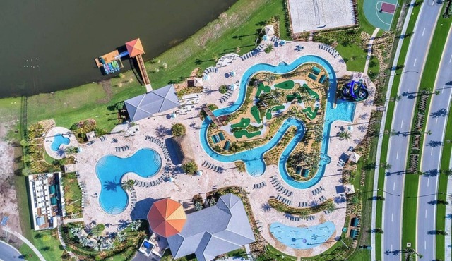F-Gated Resort-5 miles to Disney-2 FREE Water Park