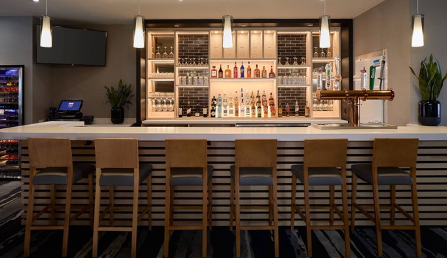 Fairfield Inn & Suites by Marriott Montreal Airport