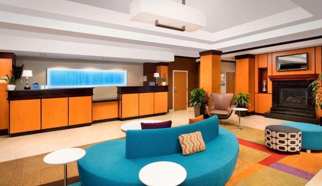 Fairfield Inn & Suites-Washington DC