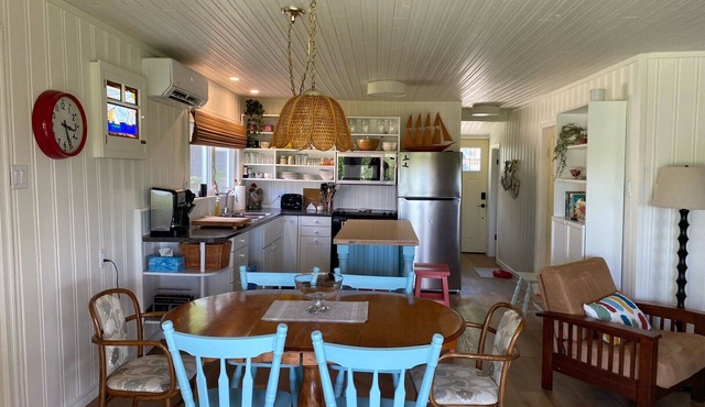 Family Beach Getaway — Steps from Parlee Beach!