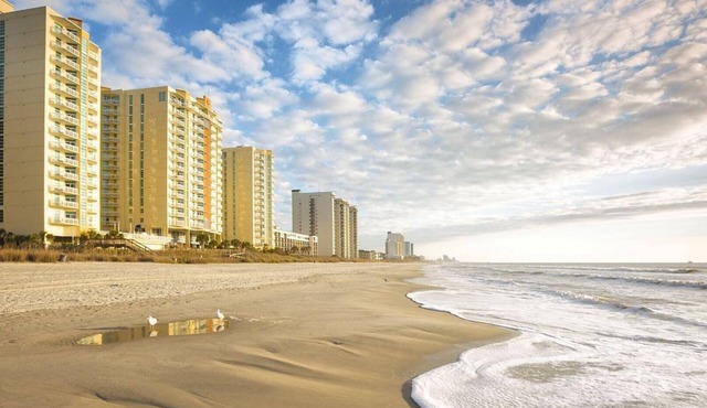 Family Beach Vacation with Pools & Spacious 2BR Coastal Resort Stay