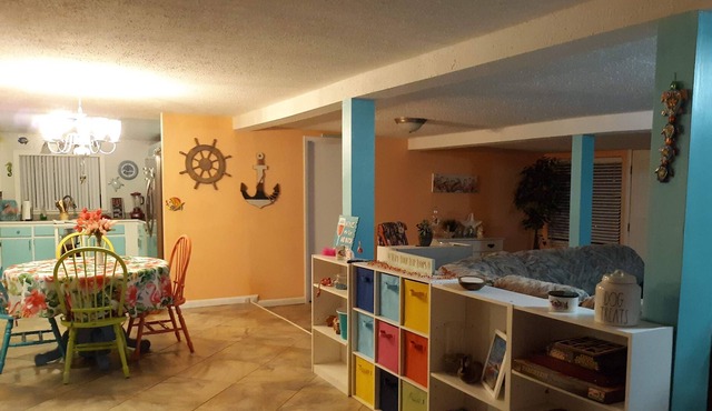 Family / dog friendly cottage close to beach