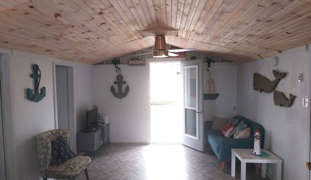 Family fun and sun at Shediac NB. Cottage located in an excellent location.