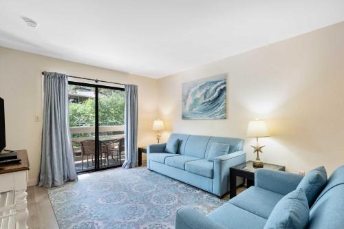 Fiddler's Cove 11E - Updated Folly Field Villa