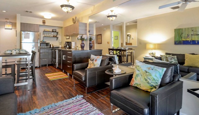 Finn Key by Avantstay w/ Covered Patio & Shared Pool! Week Long Stays Only