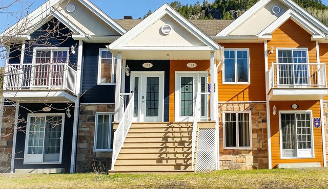 Fjord du Saguenay, Mont Édouard, condo Chez le beau Thom