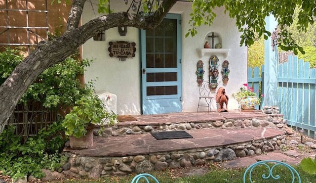 Folk Art Inspired Folk House in Tesuque
