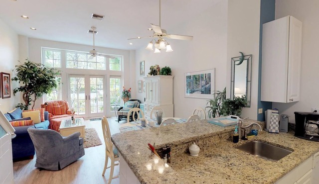 Foundry 7 - History in Paradise - 2BD/2Bath - Truman Annex