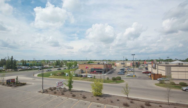 Four Points by Sheraton Saskatoon in Saskatoon