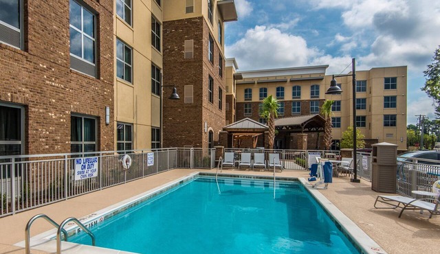 Free Breakfast Buffet + Outdoor Pool + Free Wi-Fi | Balcony with Bridge and Harbor Views!