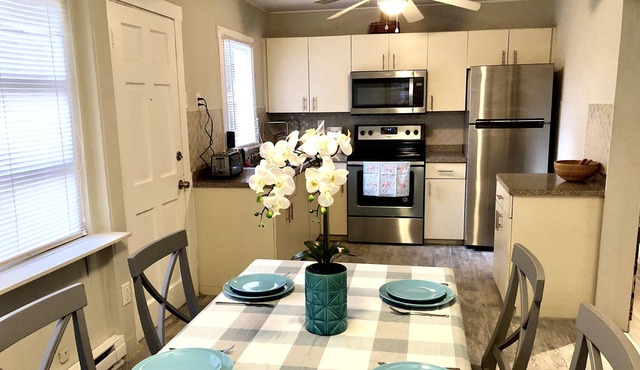 Freshly Updated Home close to Downtown and Beaches