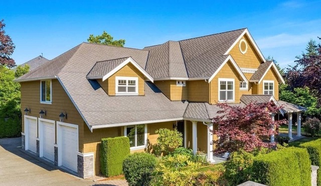 Grand Bellevue DT Villa 5,010 sqft, near BV Square