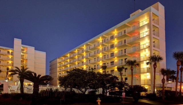 Great side ocean views and has great reviews steps to the beach Sandcastles 615