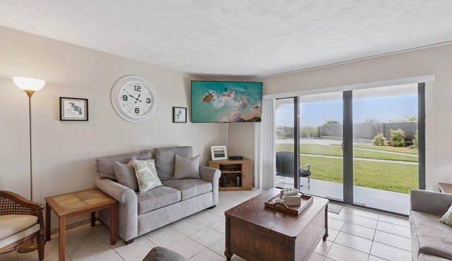 Ground-Floor Cocoa Beach Condo with Steps to the Heated Pool & Pier! ☀️
