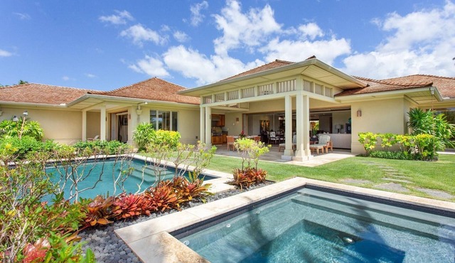 Hainoa 10 – Commanding Ocean Views | Onsite Staff & Daily Housekeeping