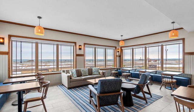 Hampton Inn Duluth Canal Park