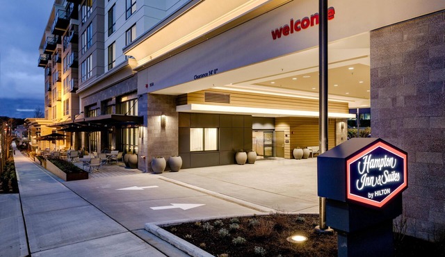 Hampton Inn & Suites by Hilton Seattle/Northgate