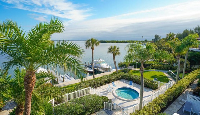 Harbor Villa Club 309