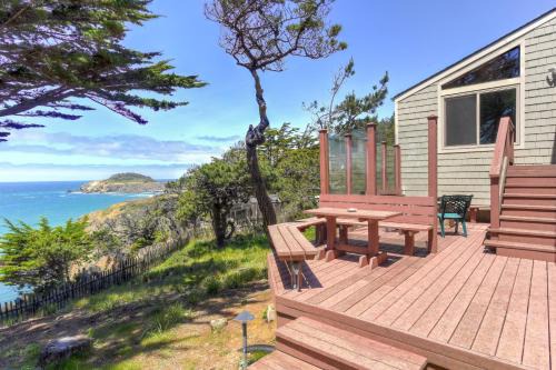 Haven's View With Stunning Ocean Views
