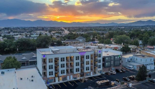 Heritage Suite – New Construction Beauty! Pets too