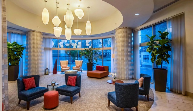 Hilton Garden Inn Alexandria Old Town National Harbor