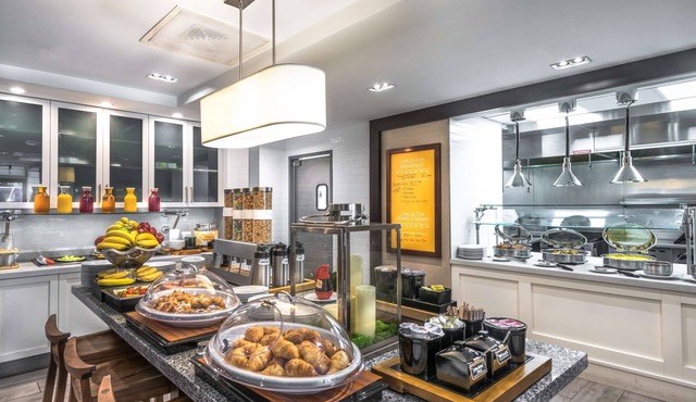 Hilton Garden Inn Reagan National Airport