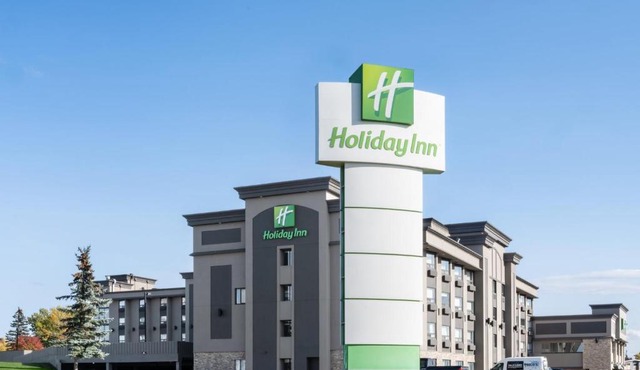 Holiday Inn Calgary Airport by IHG