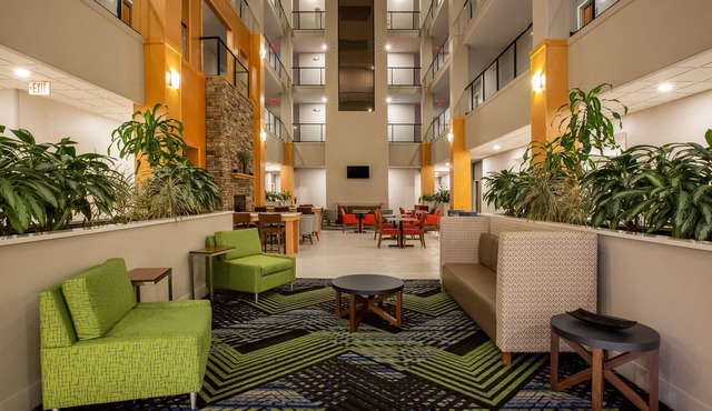 Holiday Inn Express Hotel & Suites Fairburn by IHG