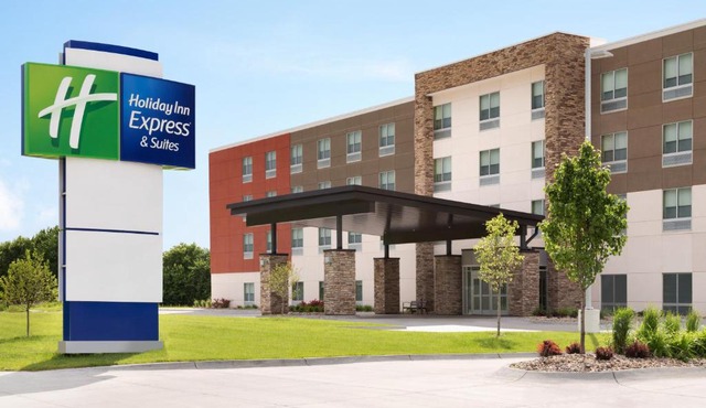 Holiday Inn Express & Suites Heath - Newark by IHG