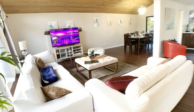 🍿🎦 Home Cinema, Sandy Beaches, Hiking Trails, Parks