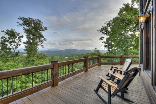 Honey Hill Gorgeous long-range mountain views