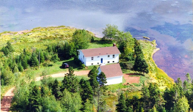 House On Delightful Secluded Peninsula In Fortune.