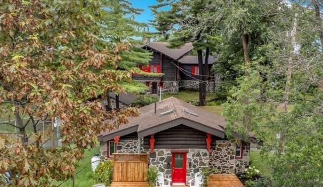 Island Living - newly remodeled cottage