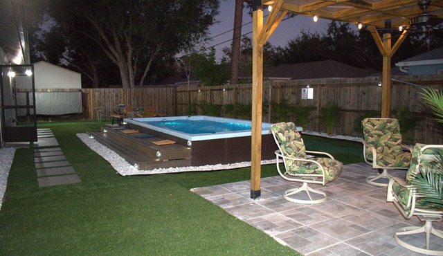 J&K Dream Home in Sarasota near of Siesta Key. Enjoy our modern, renovated house