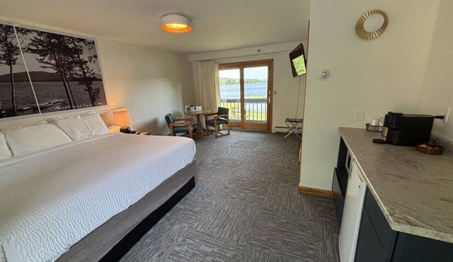 Juniper Motel*King*RM21*Dock*ATV Access*Waterfront*Kayak/Boat Rentals