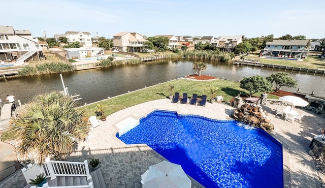 Just Like Heaven- Sandbridge - Waterfront Luxury w/ Backyard Oasis & Golf Cart