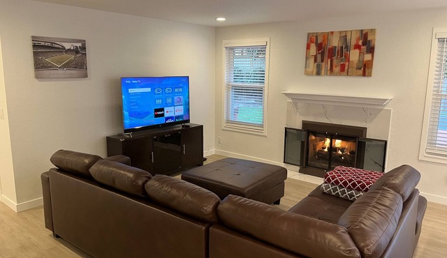 Just Remodeled 3bd/2.25ba in Kirkland/Juanita with Amazing Walkability