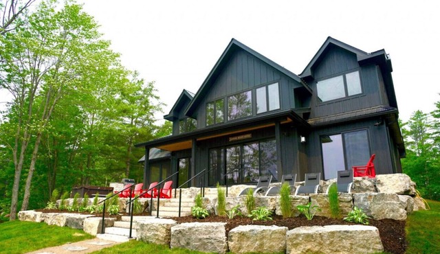 Kahshe Beach House, Kahshe Lake